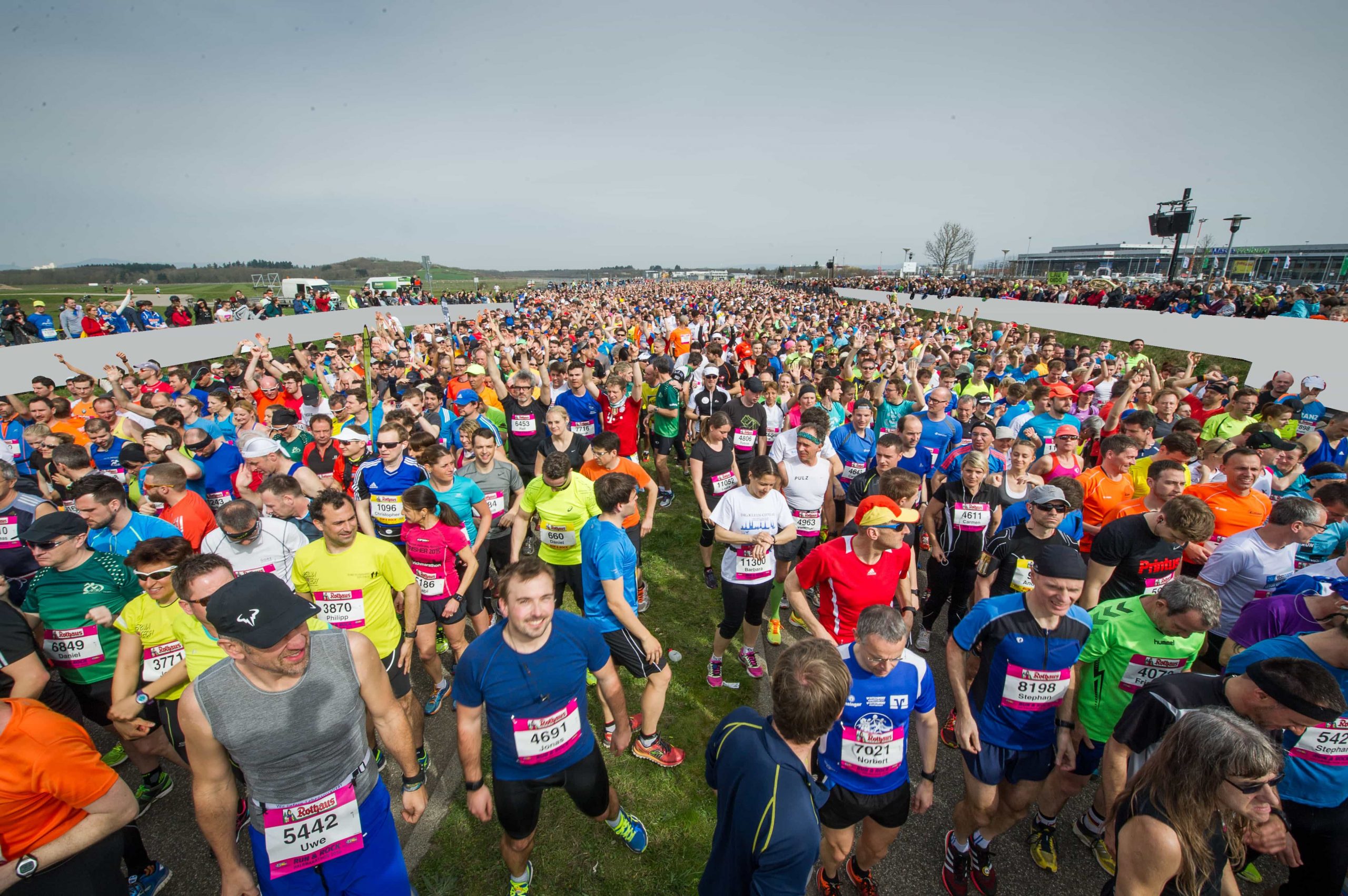 Freiburg Marathon: Start bei der Messe